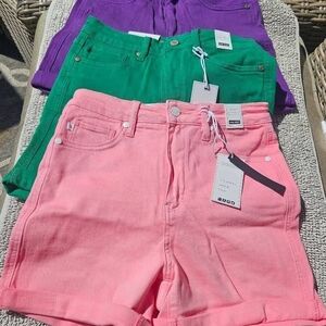 NEW Judy Blue Stretchy Denim Shorts W/Tummy Control